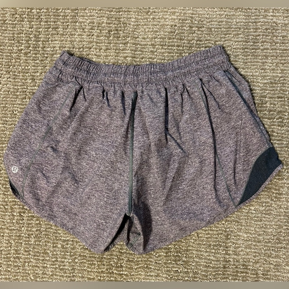 Lululemon- 4” Hotty Hot Shorts